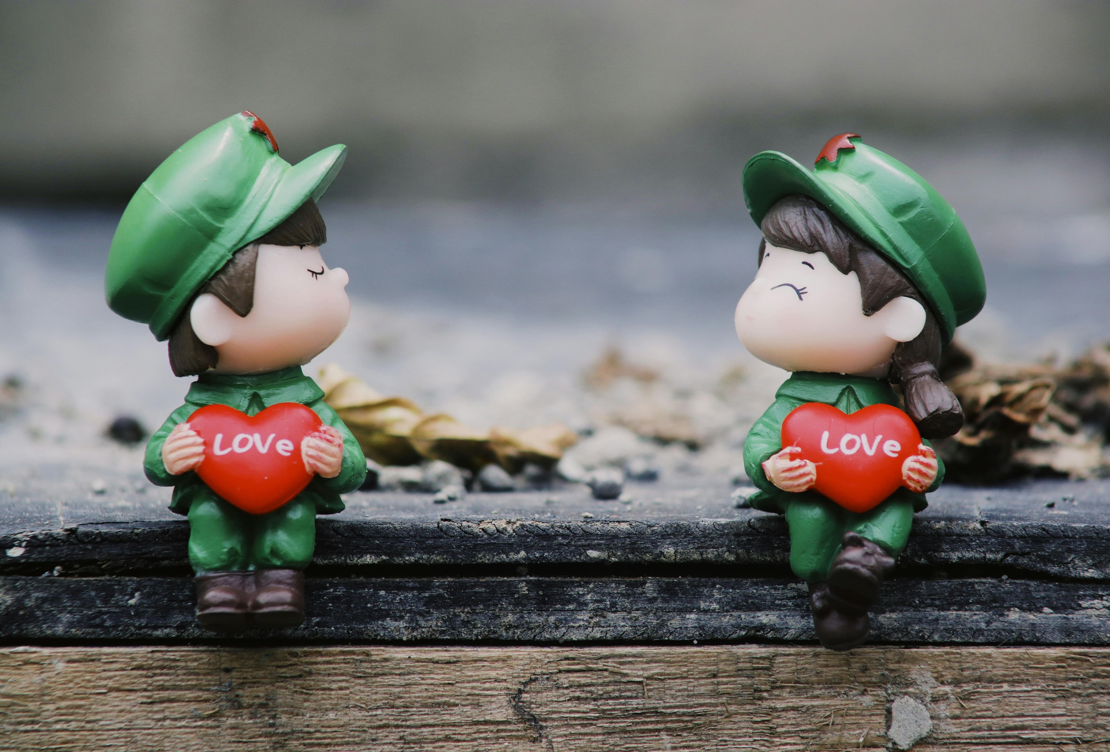 Best love captions for Instagram 2025 - romantic and cute quotes